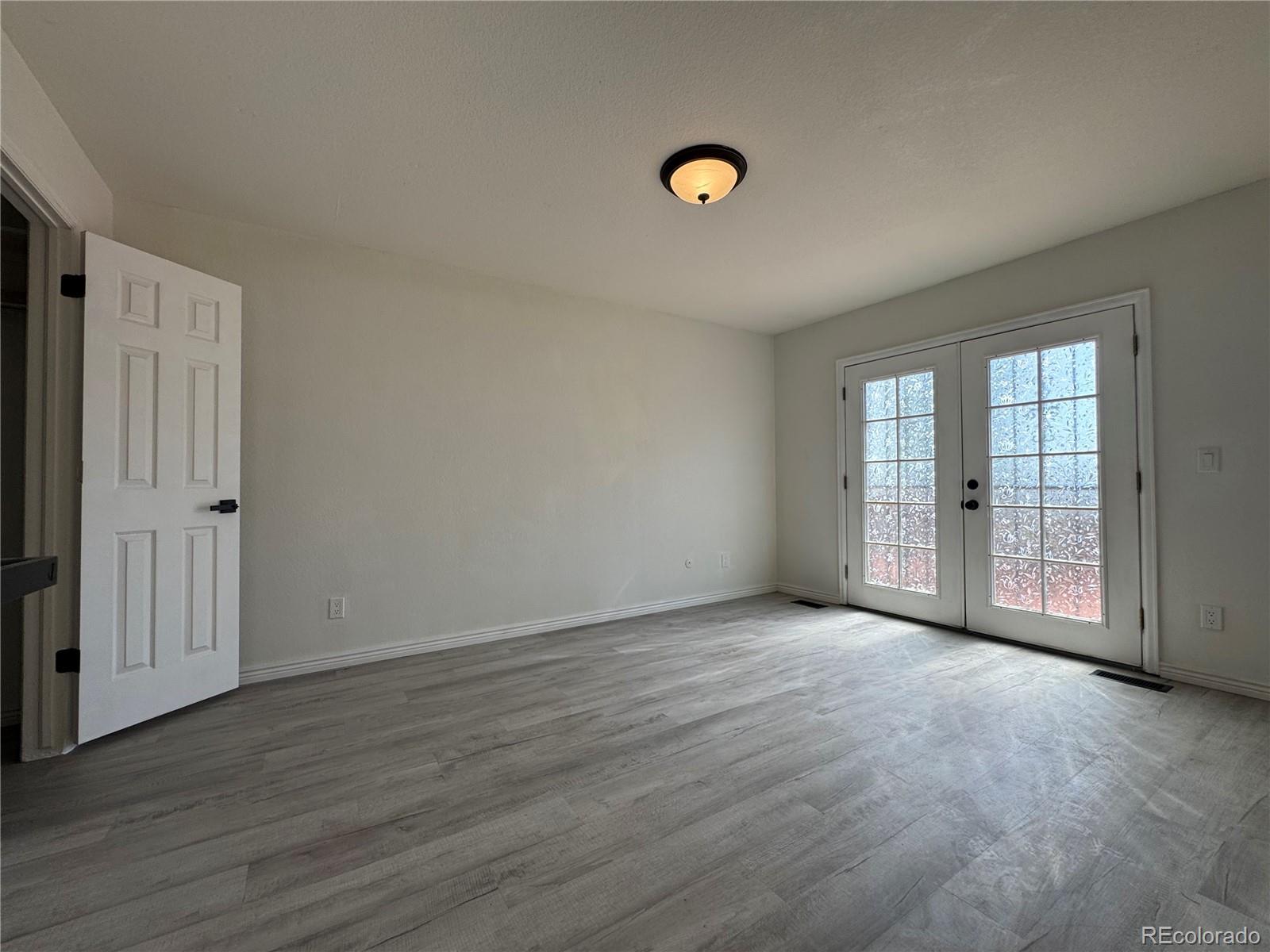 2012 South Ivory Street Aurora, CO 80013 - Photo 16 of 37