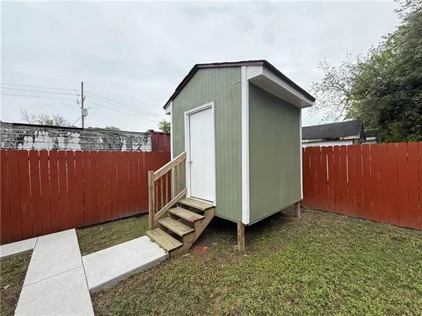 $2,200 | 3111 Diana Street, New Orleans, LA 70114