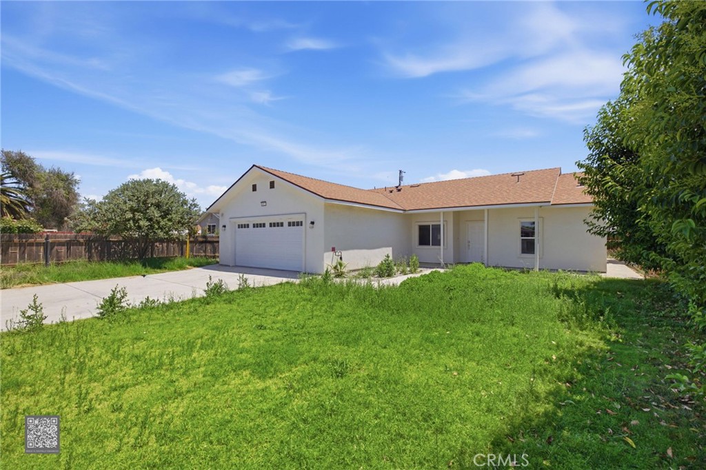 805 Lawson Road Bakersfield, CA 93307 - Photo 3 of 31