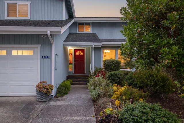 $1,850,000 | 404 Roosevelt Boulevard, Half Moon Bay, CA 94019