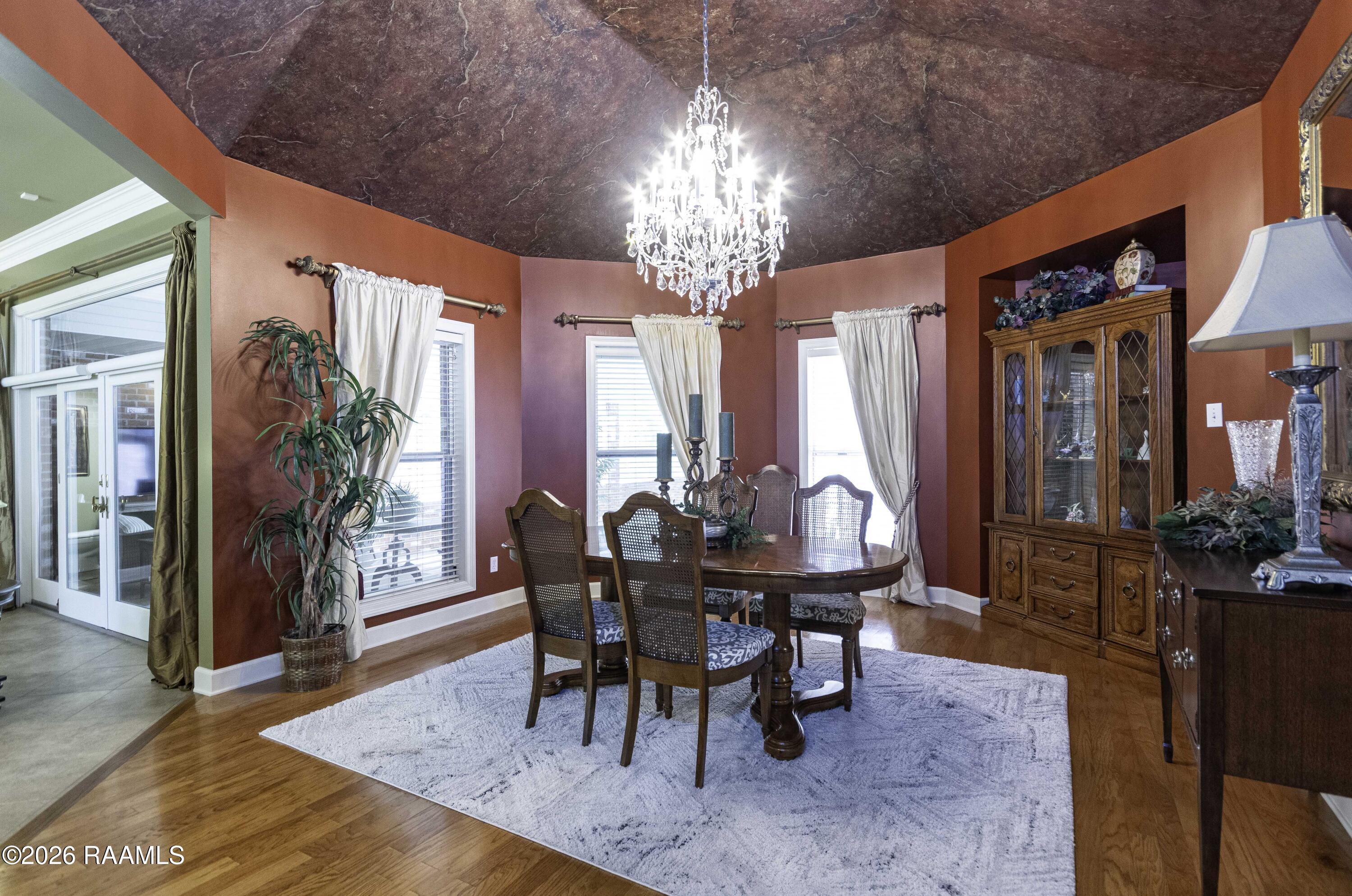 2014 Old Jeanerette Road New Iberia, LA 70563 - Photo 14 of 35 Dining Area 2