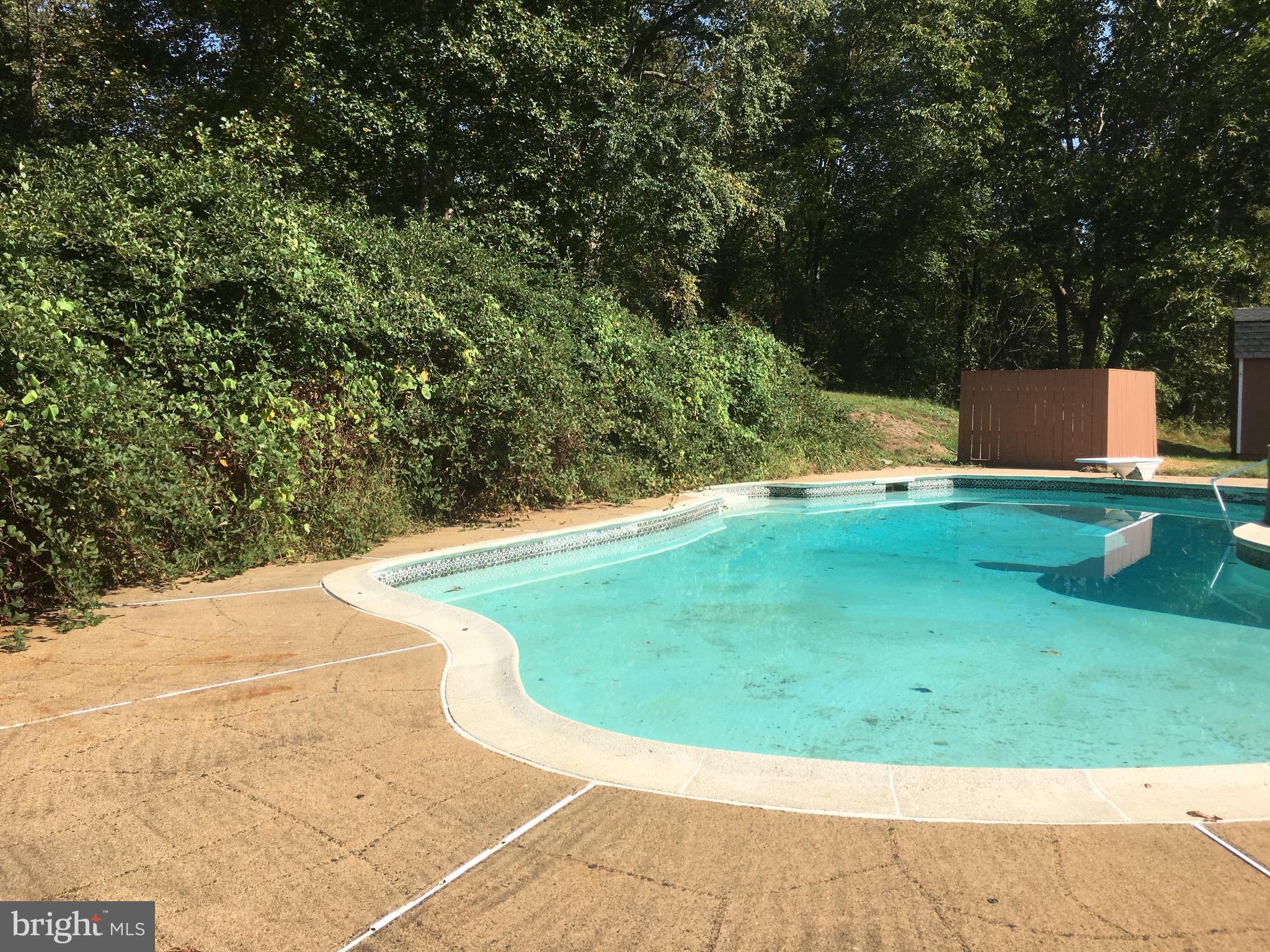6157 Wilson Road Marshall, VA 20115 - Photo 33 of 35 a view of a backyard