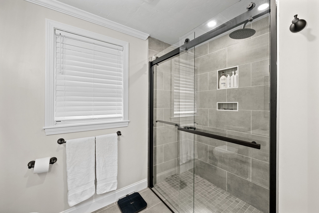 8 Virginia Avenue Sutton, MA 01590 - Photo 20 of 42 a bathroom with a shower