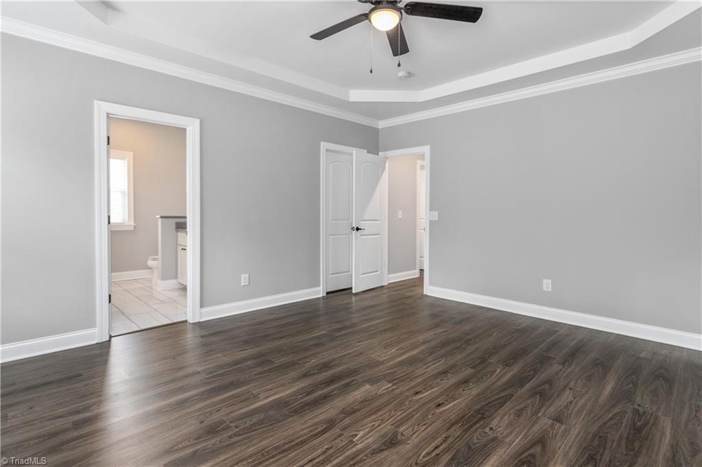 2822 Fallin Court High Point, NC 27262 - Photo 8 of 37 Gallery Image 8
