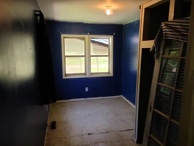 $27,000 | 1015 North Plum Street, Wellington, KS 67152