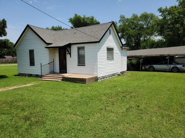 $27,000 | 1015 North Plum Street, Wellington, KS 67152
