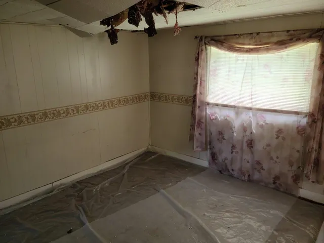 $27,000 | 1015 North Plum Street, Wellington, KS 67152