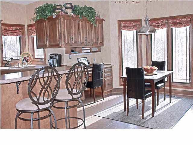 3700 Bromm Road Evansville, IN 47720 - Photo 11 of 29 Gallery Image 11