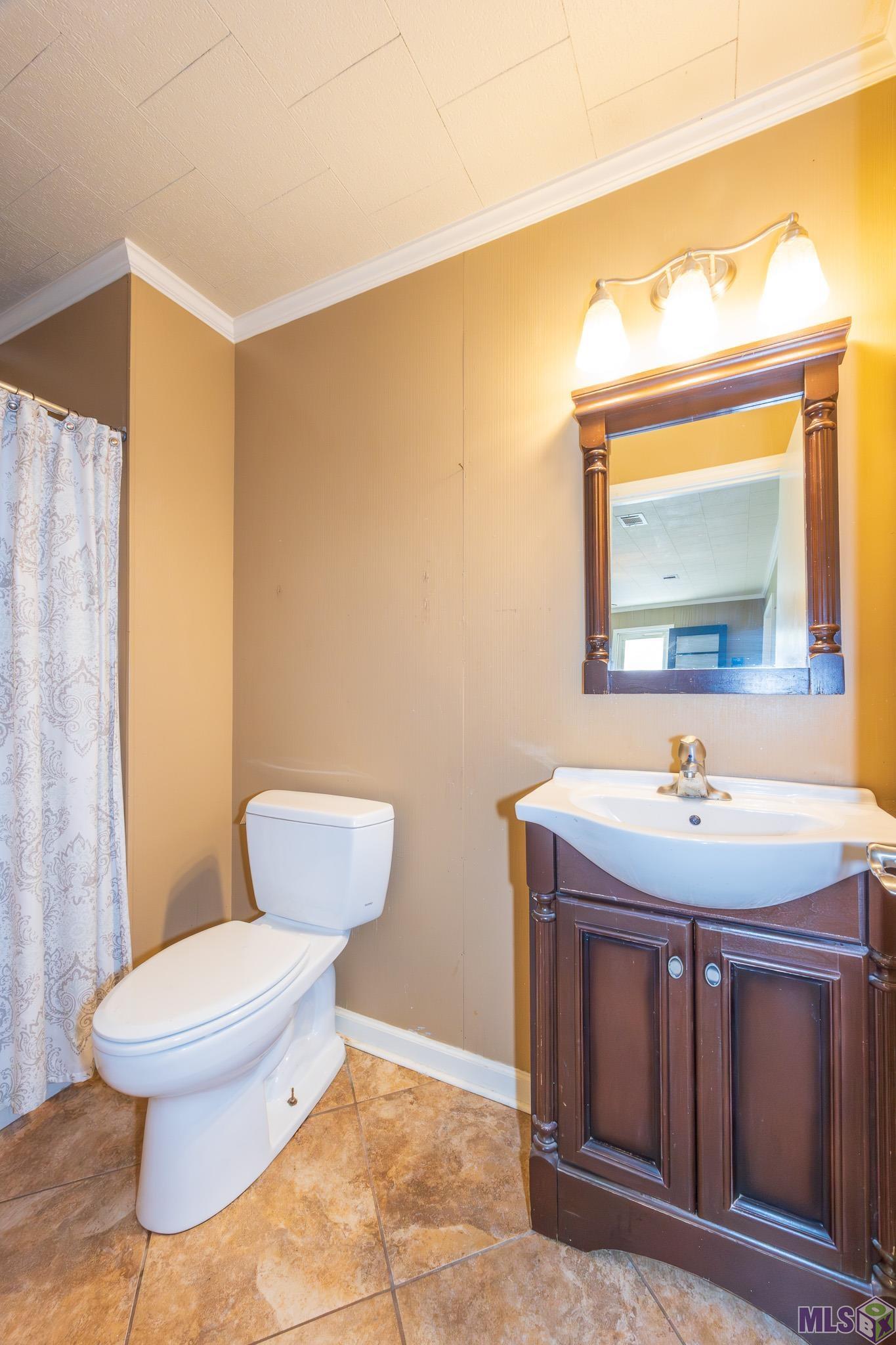 3426 Highway 1 Raceland, LA 70394 - Photo 16 of 35