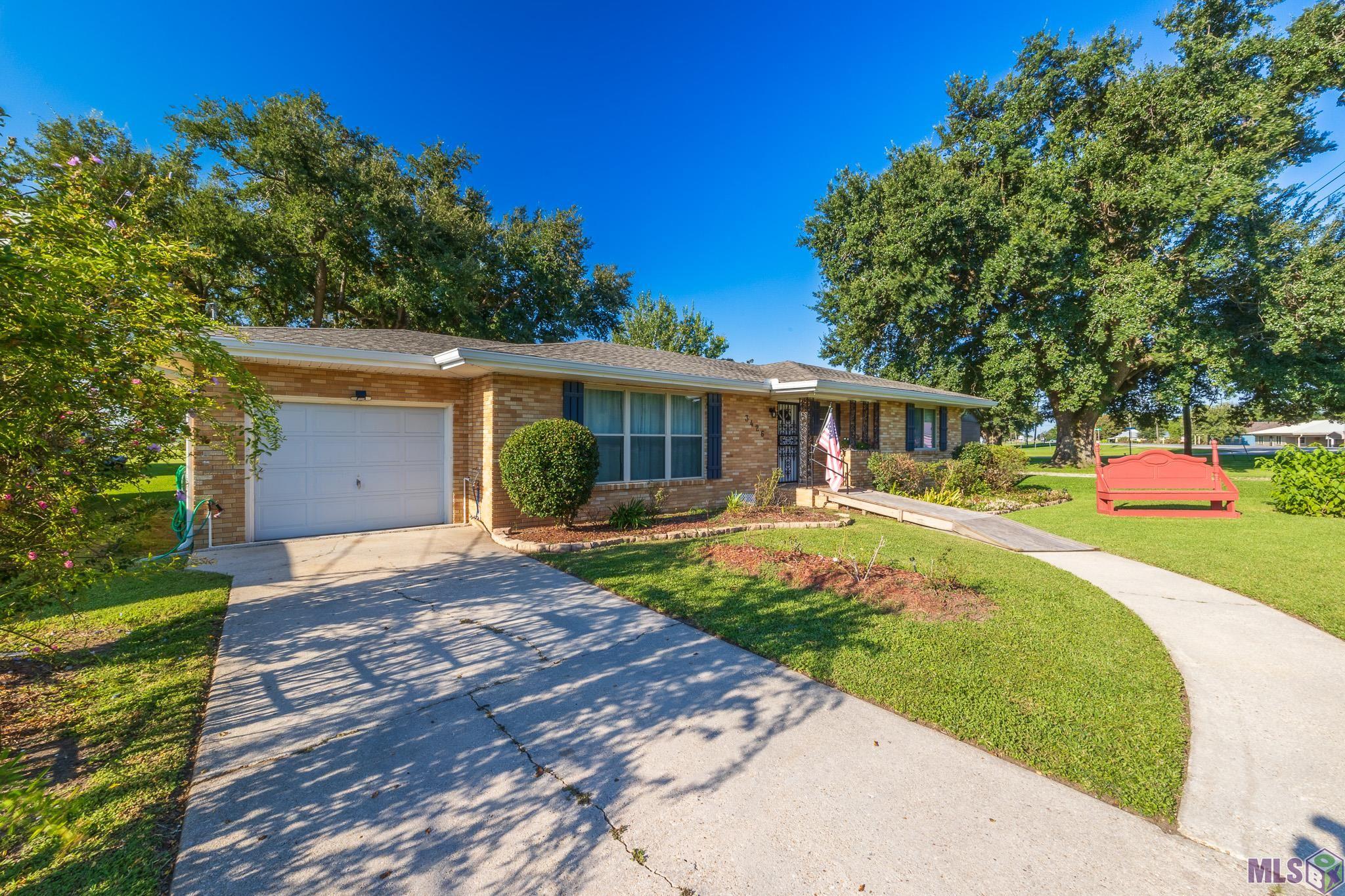 3426 Highway 1 Raceland, LA 70394 - Photo 2 of 35