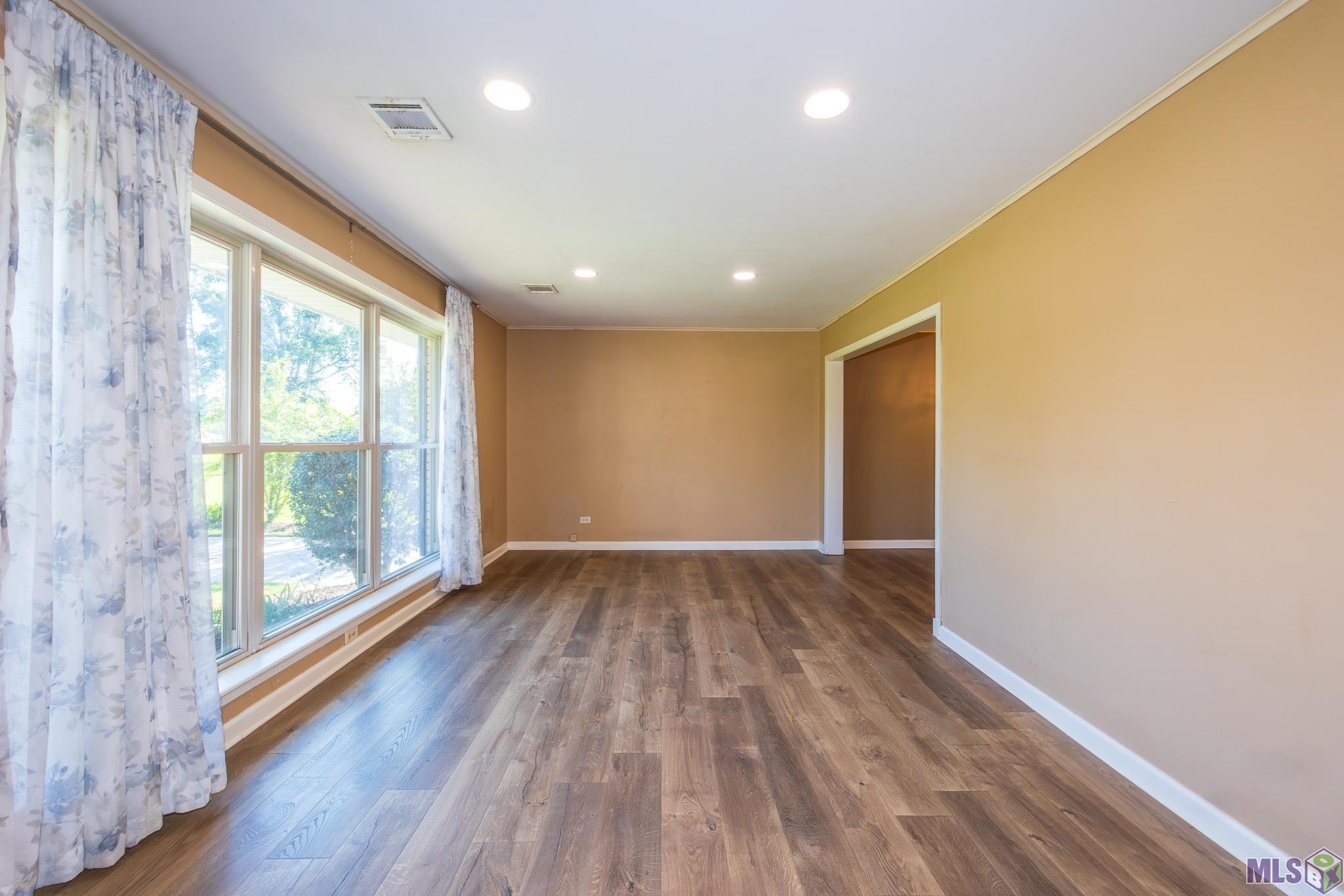 3426 Highway 1 Raceland, LA 70394 - Photo 10 of 35