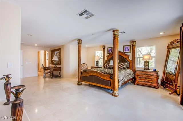 $8,000 | 8808 Tierra Hope Court, Las Vegas, NV 89143