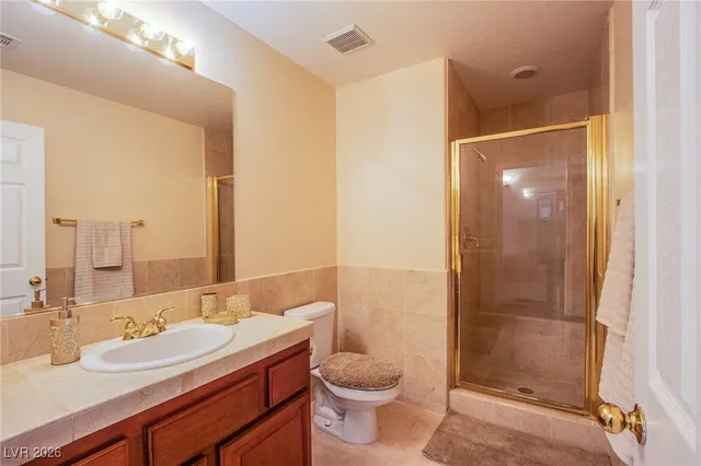 $8,000 | 8808 Tierra Hope Court, Las Vegas, NV 89143