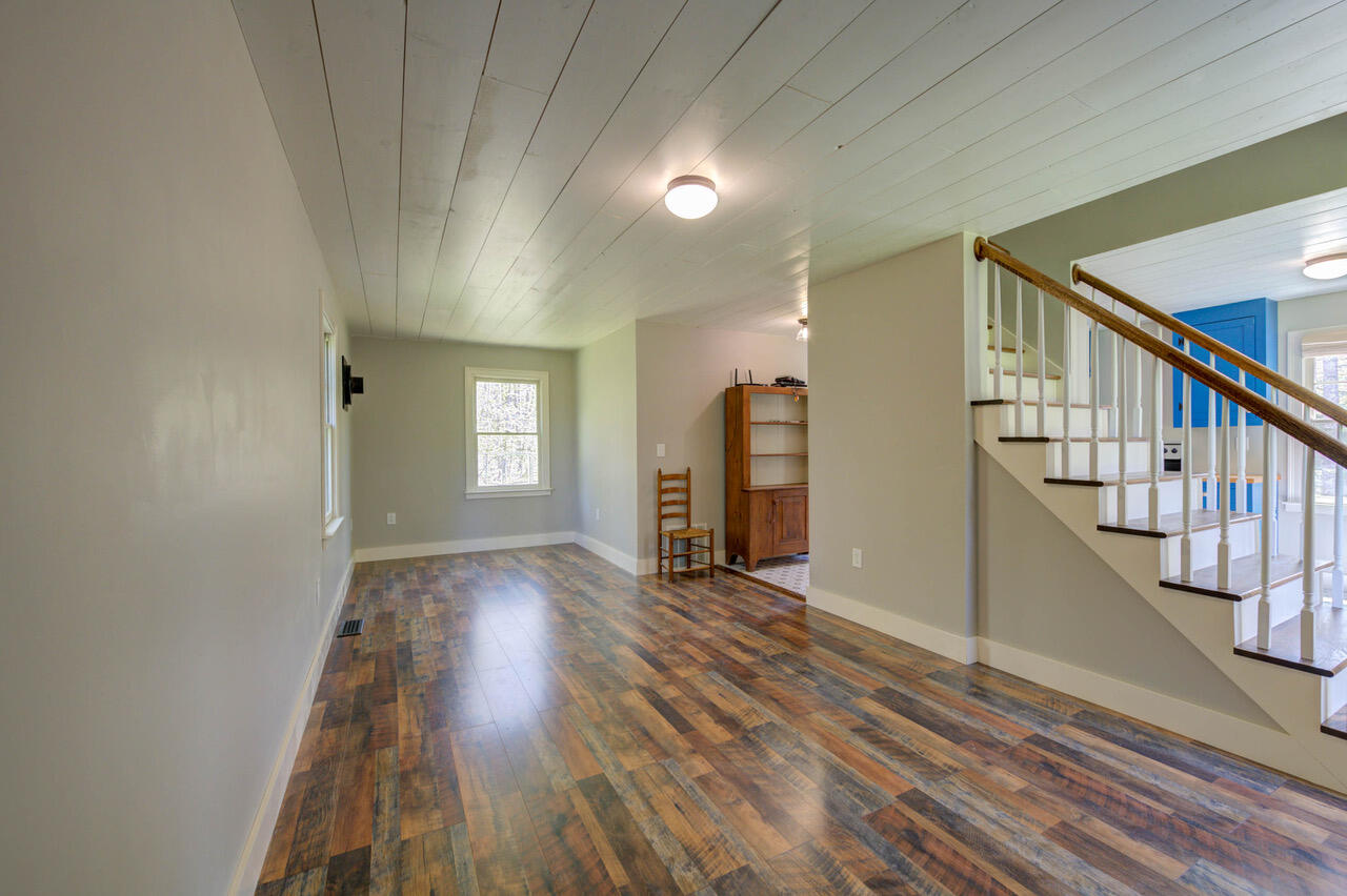 78 Morgan Hill Road Nobleboro, ME 04555 - Photo 6 of 33 pic-8