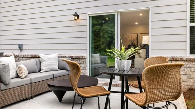 $2,280 | 114 Red Maple Way, Adairsville, GA 30103