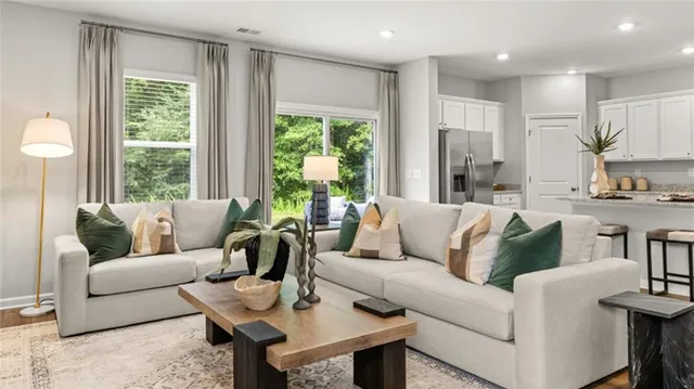 $2,280 | 114 Red Maple Way, Adairsville, GA 30103