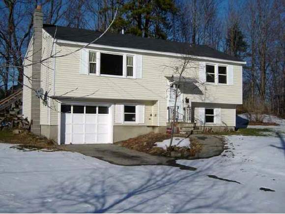 3 Union Street Derry, NH 03038 - Photo 1 of 9 Gallery Image 1
