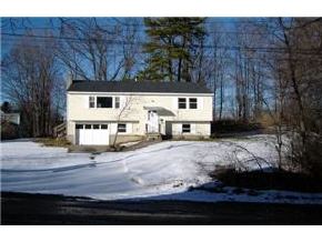 3 Union Street Derry, NH 03038 - Photo 2 of 9 Gallery Image 2
