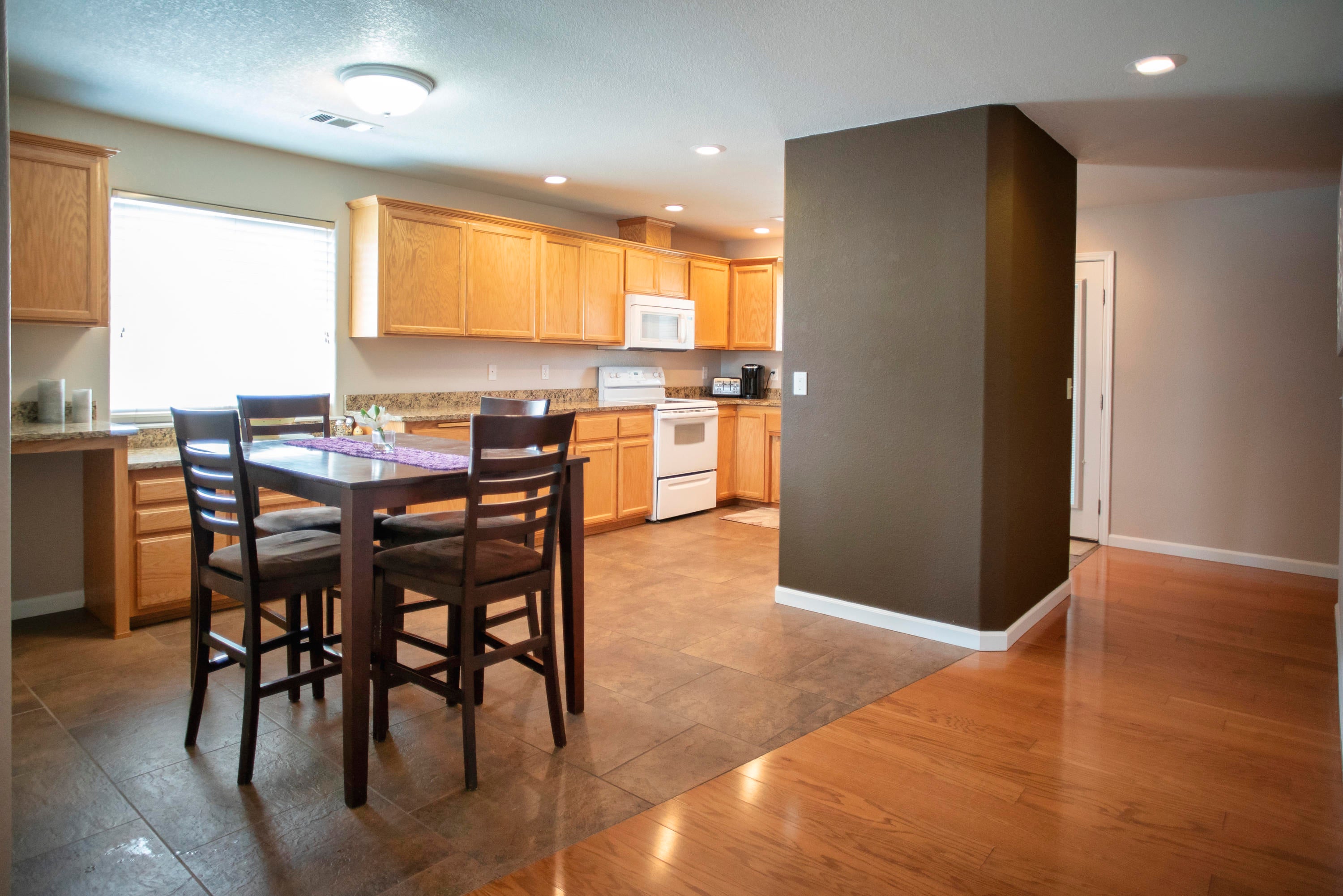16 Chantrell Court Eagle Point, OR 97524 - Photo 5 of 25 5