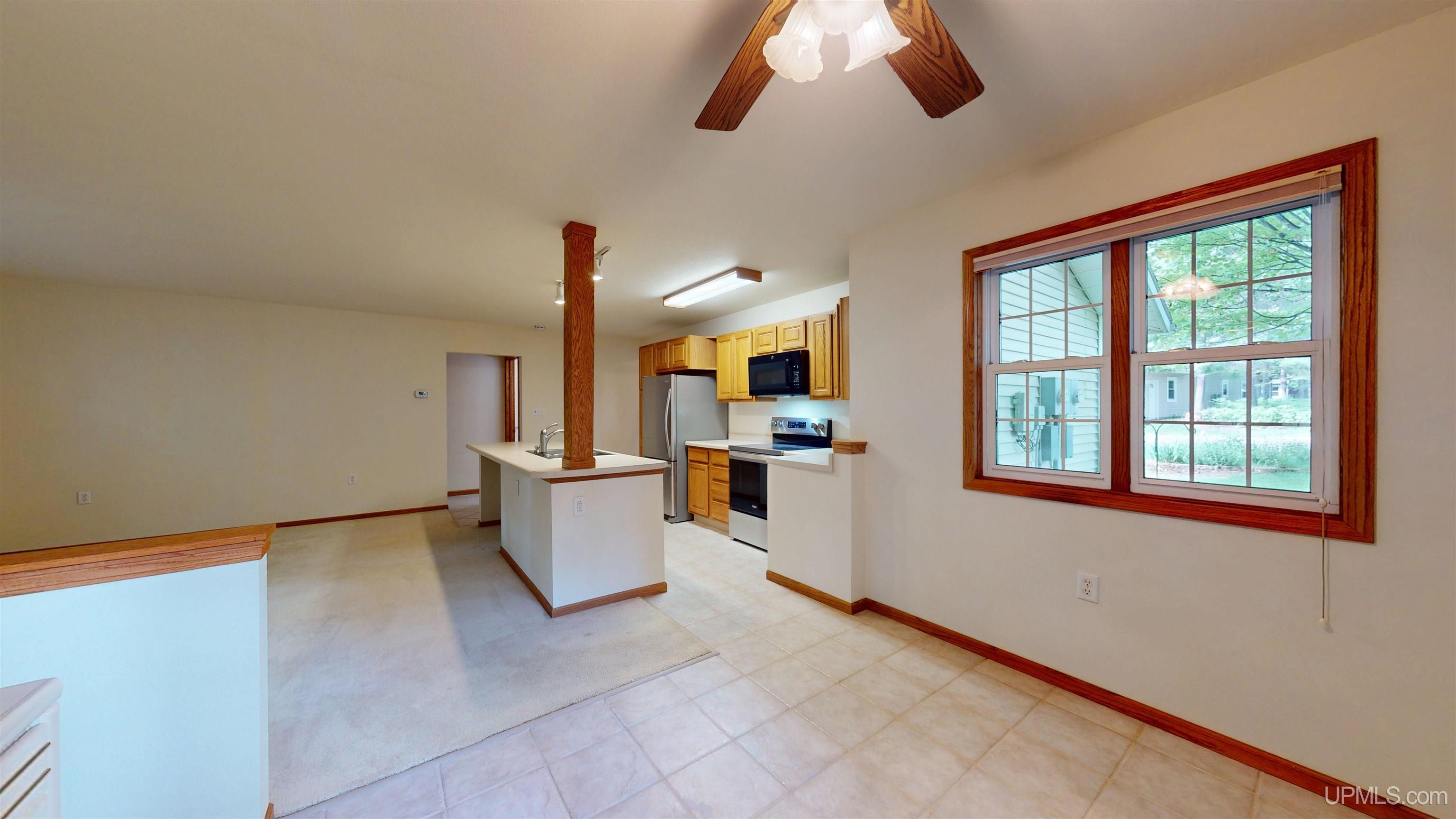 108 Forest Ridge Drive Marquette, MI 49855 - Photo 9 of 40
