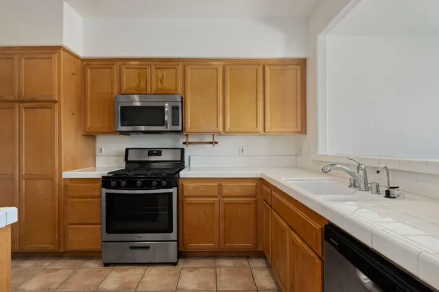 $1,175,000 | 565 Sweet Rain Place, Goleta, CA 93117