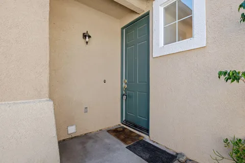 $1,095,000 | 565 Sweet Rain Place, Goleta, CA 93117