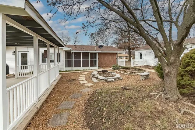 $400,000 | 2949 Oetting Drive, St. Charles, MO 63303