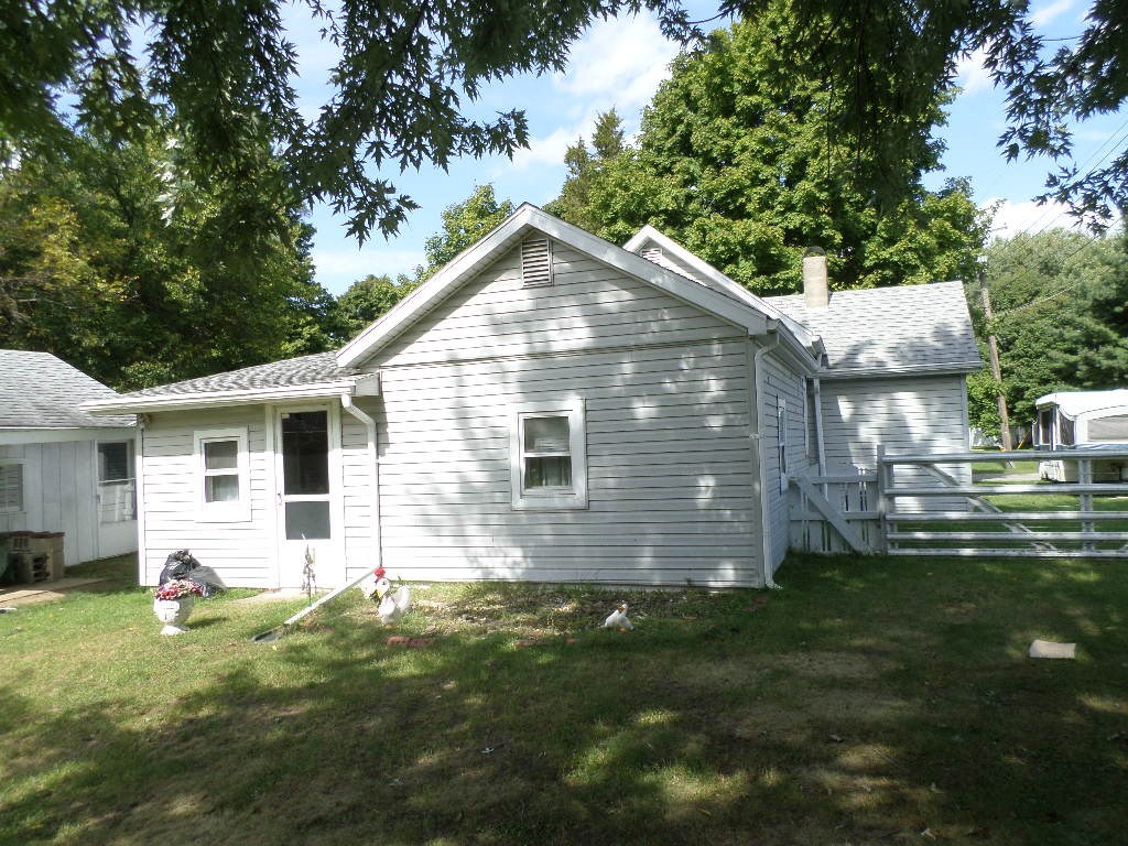 511 East 6th Street Rochester, IN 46975 - Photo 2 of 13
