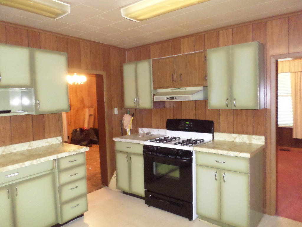 511 East 6th Street Rochester, IN 46975 - Photo 8 of 13