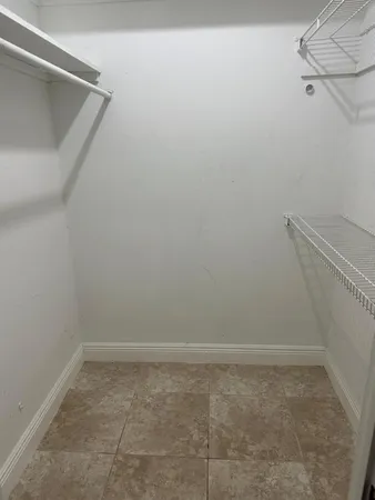 $1,800 | 400 North Riverside Drive, Unit 102, Pompano Beach, FL 33062