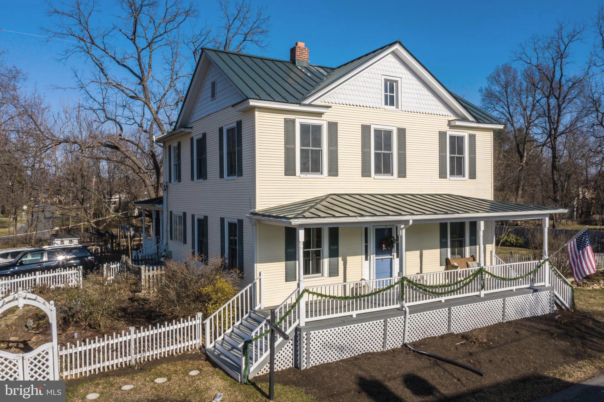 15 High Street Round Hill, VA 20141 - Photo 2 of 57
