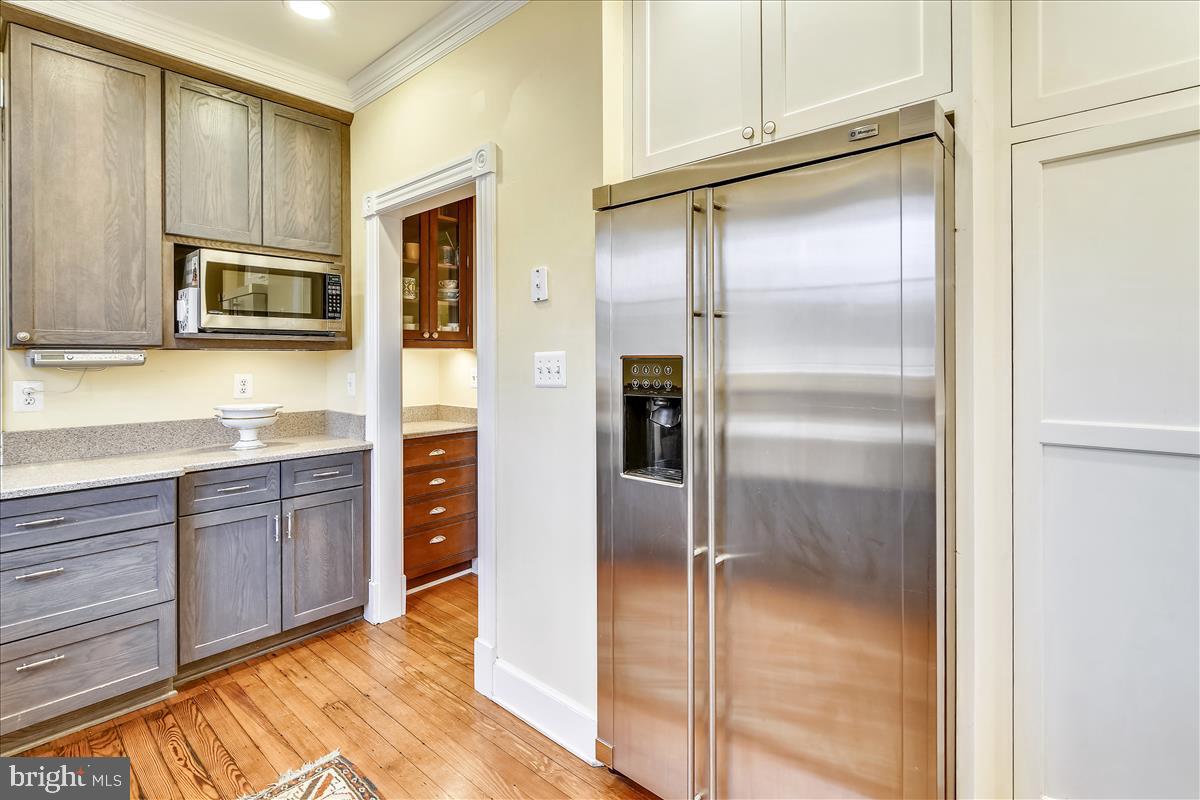 15 High Street Round Hill, VA 20141 - Photo 15 of 57 Stainless Appliances