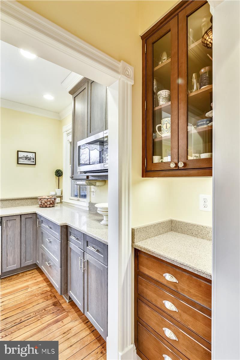 15 High Street Round Hill, VA 20141 - Photo 16 of 57 Butler's Panrty