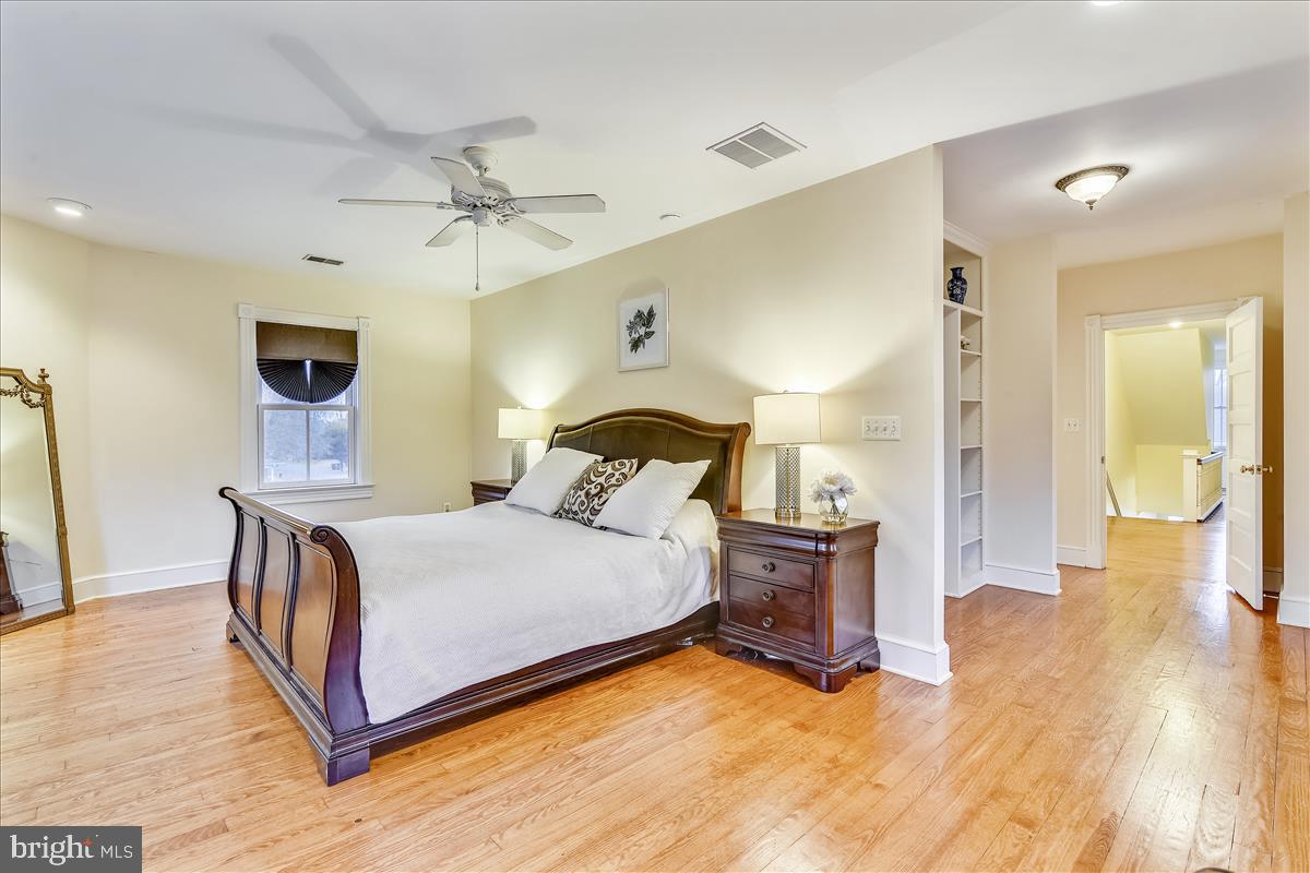 15 High Street Round Hill, VA 20141 - Photo 31 of 57 Master Bedroom