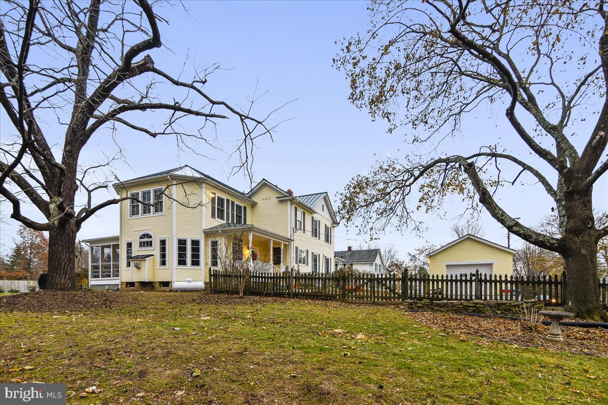15 High Street Round Hill, VA 20141 - Photo 50 of 57 Yard