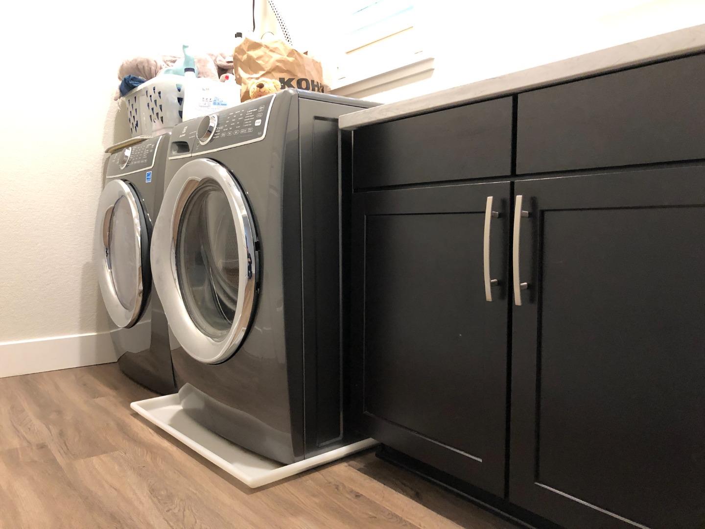 215 Houret Drive Milpitas, CA 95035 - Photo 9 of 14 a utility room with dryer and washer