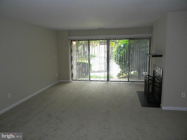 5570 Vantage Point Road, Unit 4 Columbia, MD 21044 - Photo 10 of 12 Living Room