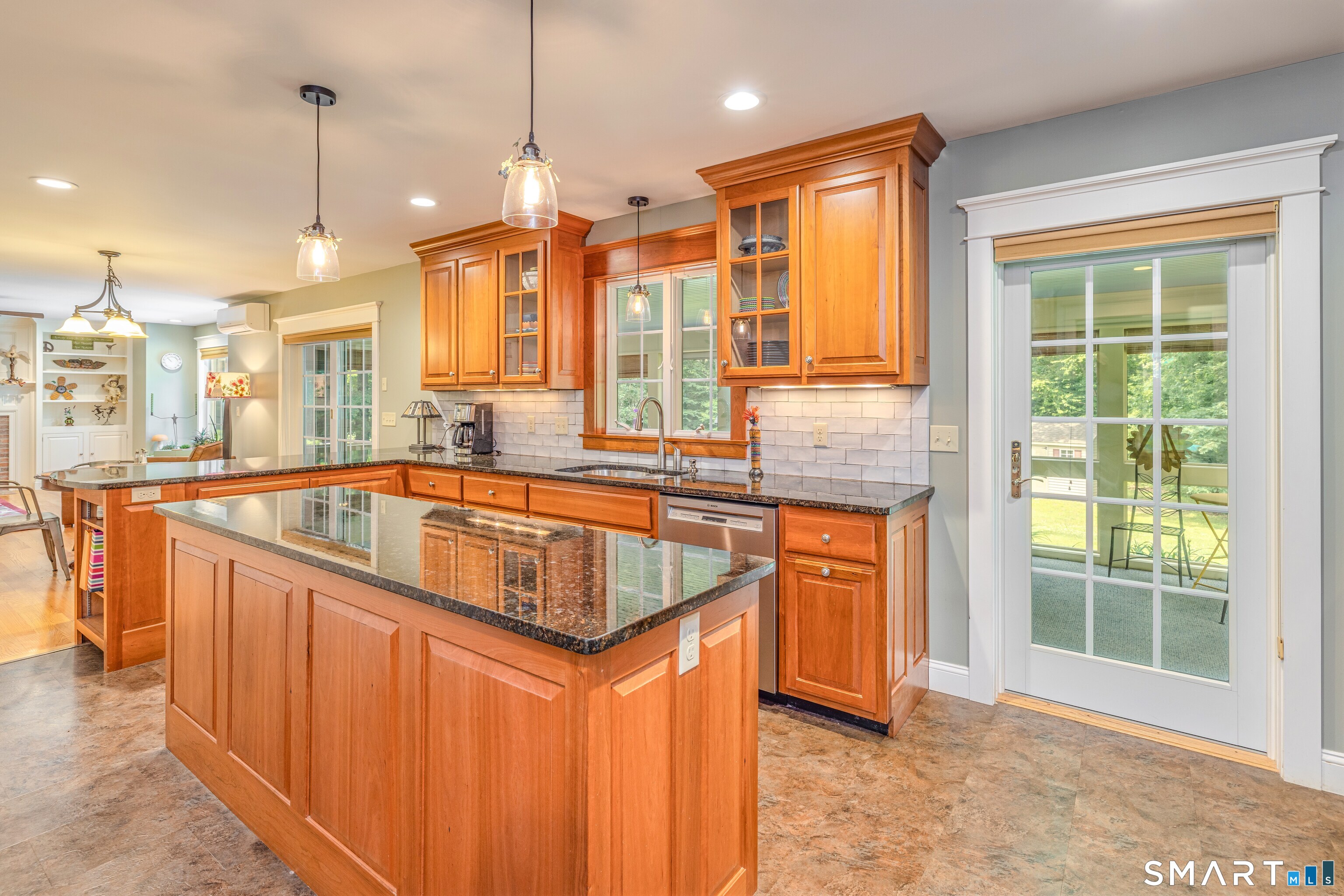163 Highland Road Mansfield, CT 06250 - Photo 3 of 40