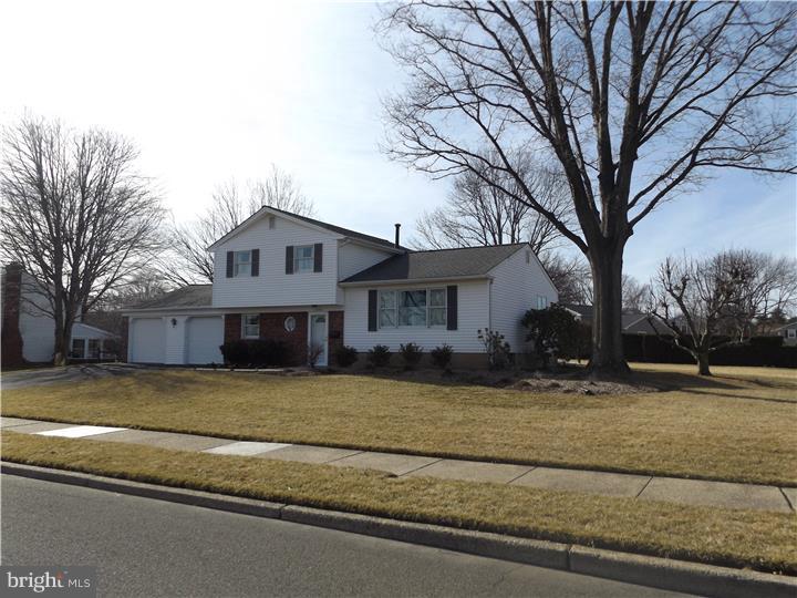 1048 Red Barn Road Warminster, PA 18974 - Photo 2 of 23 Gallery Image 2