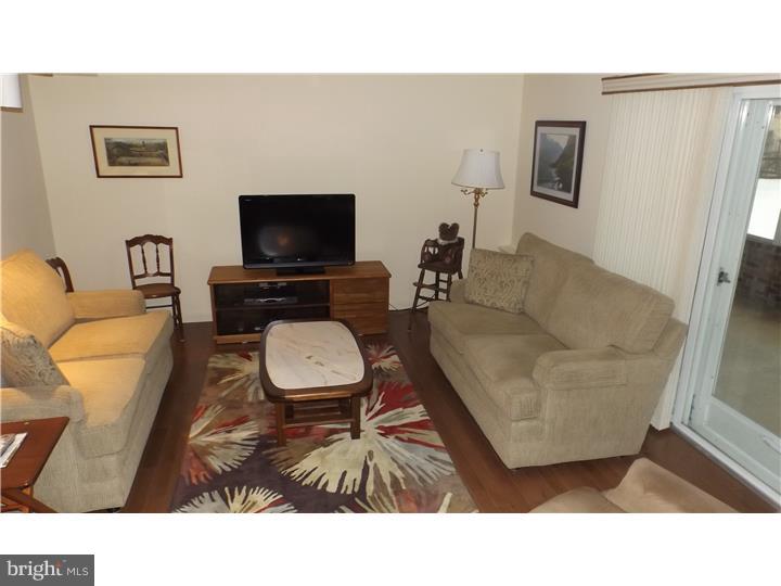 1048 Red Barn Road Warminster, PA 18974 - Photo 6 of 23 Gallery Image 6