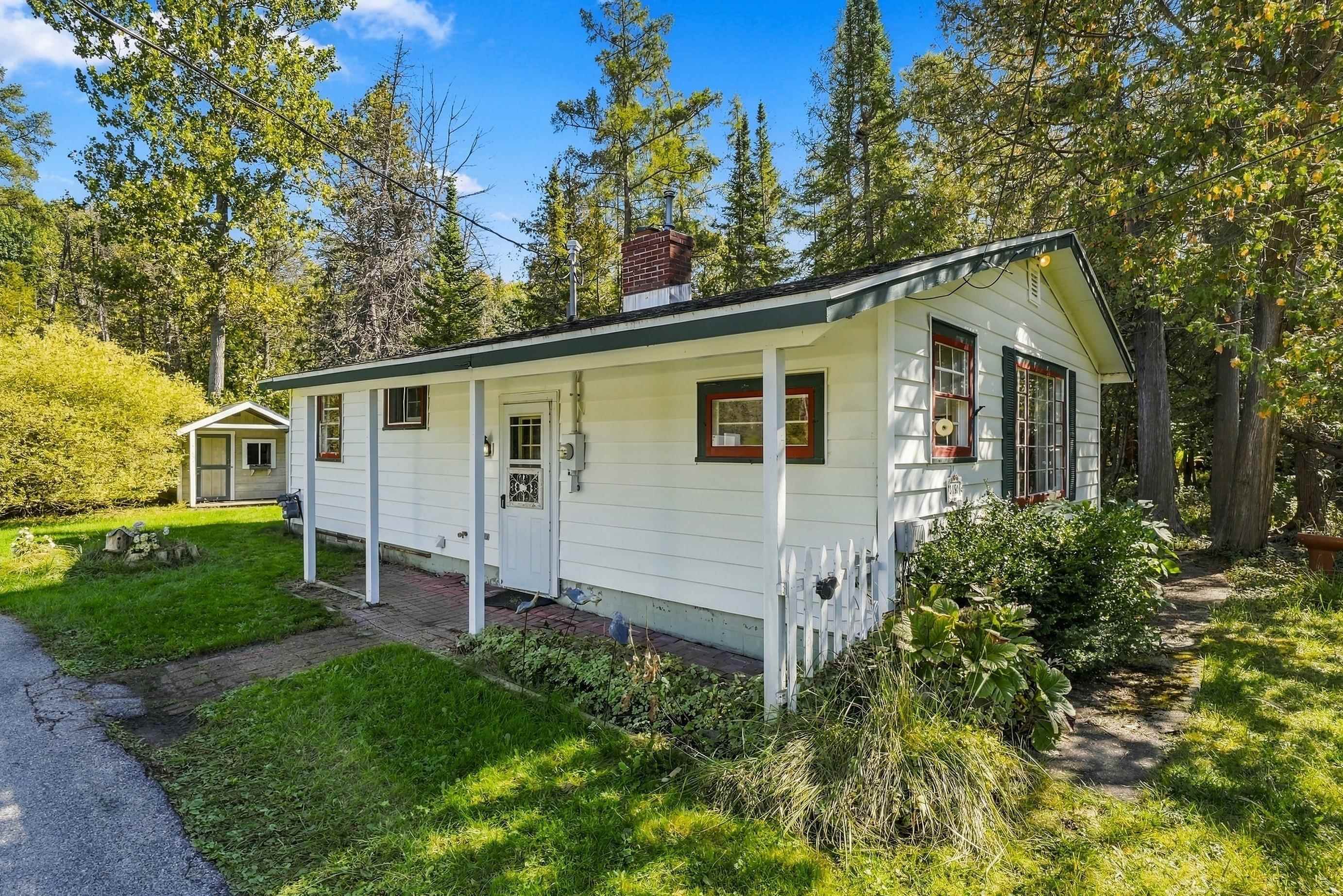 3150 North Four Mile Road Traverse City, MI 49686 - Photo 17 of 20 1951340-4861abf8-2251-42b8-b4f7-35763514cd44.JPG
