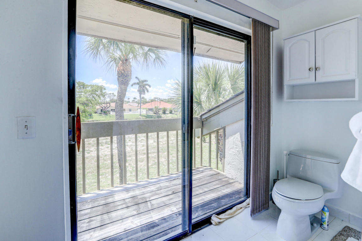6042 Glendale Drive, Unit D4 Boca Raton, FL 33433 - Photo 6 of 12 6042GlendaleForSale 20