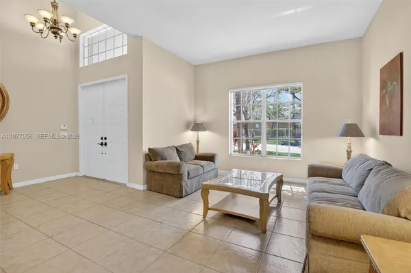 $1,350,000 | 19151 North Hibiscus Street, Weston, FL 33332