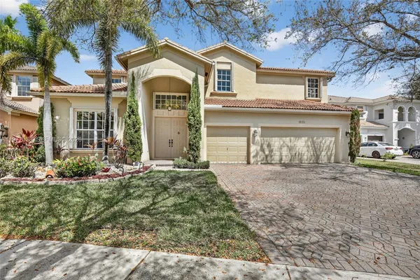 $1,350,000 | 19151 North Hibiscus Street, Weston, FL 33332