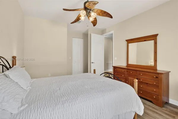 $1,350,000 | 19151 North Hibiscus Street, Weston, FL 33332