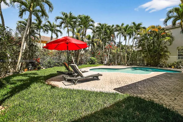 $1,350,000 | 19151 North Hibiscus Street, Weston, FL 33332
