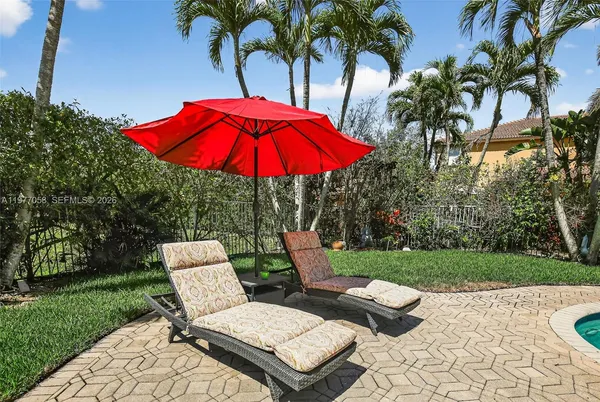 $1,350,000 | 19151 North Hibiscus Street, Weston, FL 33332