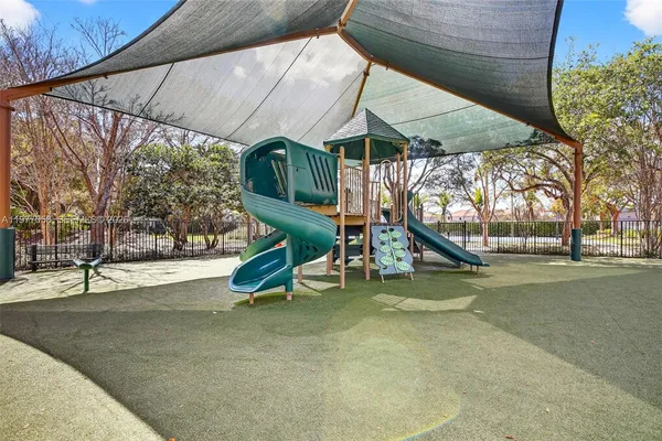 $1,350,000 | 19151 North Hibiscus Street, Weston, FL 33332