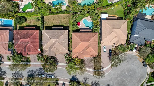 $1,350,000 | 19151 North Hibiscus Street, Weston, FL 33332