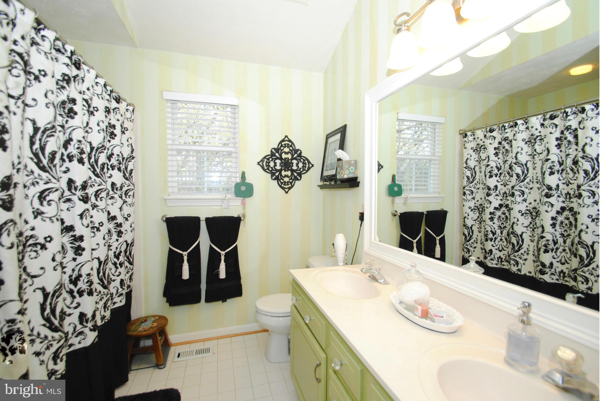 520 Broadwater Road Arnold, MD 21012 - Photo 24 of 30 En Suite Dual Vanity Master Bath